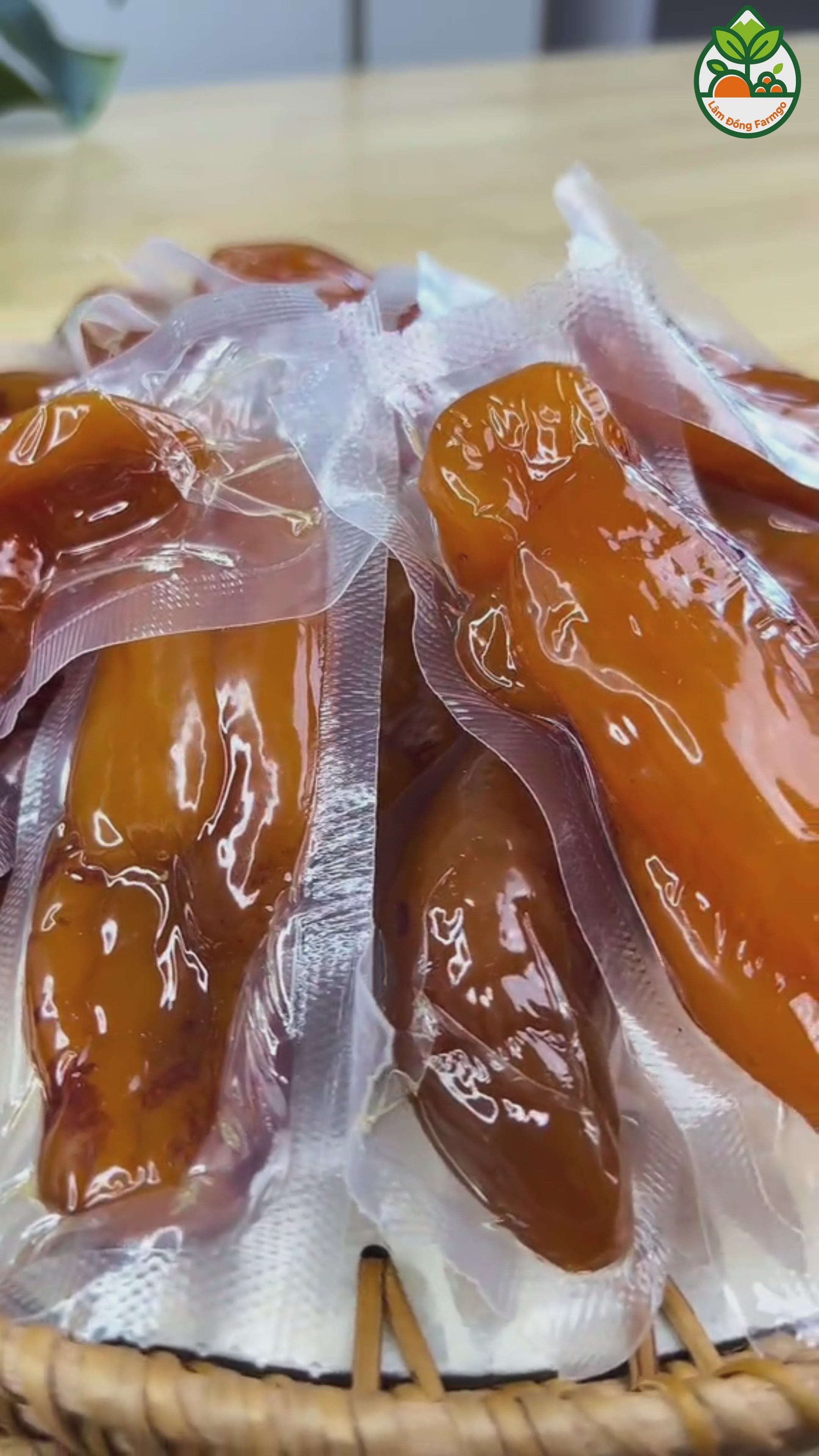 Mô Tả Hình Ảnh